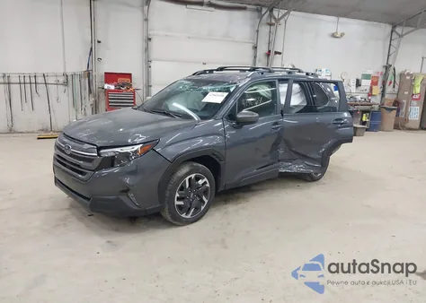 2025 Subaru Forester Hybrid Premium z USA, uszkodzony, nr VIN JF2SLSED6SH416633